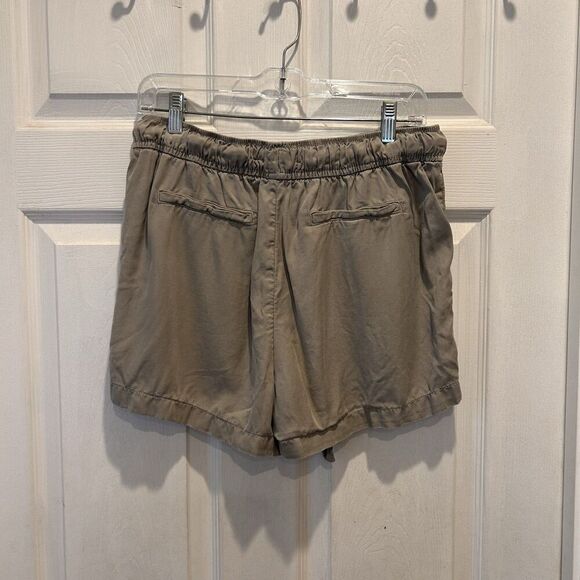 C&C California Green Lyocell Shorts Women Size Large Boho Beachy Comfy Vacation - Picture 4 of 8